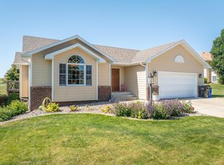 561 Enchantment Rd, Rapid City, SD 57701