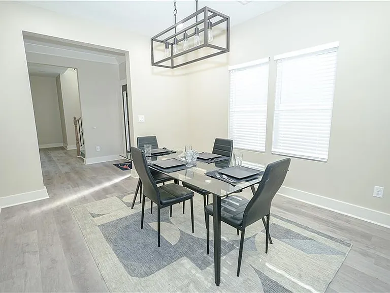 1452 Lockwood Dr SW — Photo 15