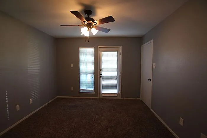 420 W Heritage Dr #110 — Photo 9