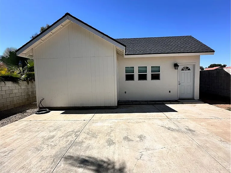 24375 Robie Ct — Photo 1