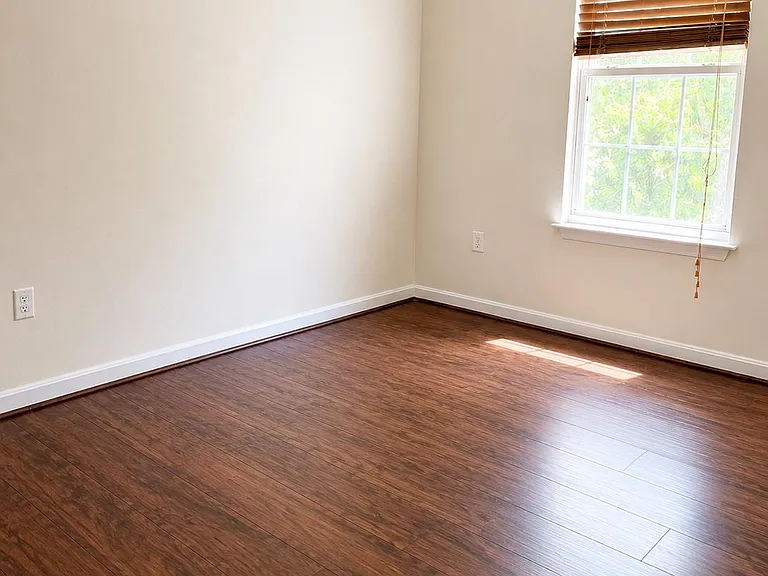 8809 Francisco Ct — Photo 17
