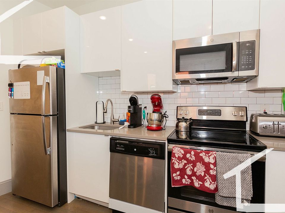 11 Belvidere #2 Boston (Fenway) Unit Photo 5