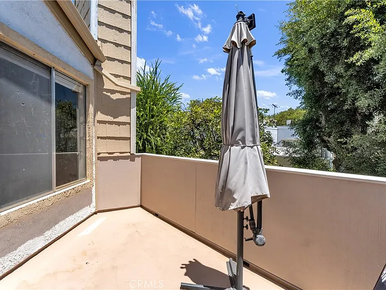 18408 Hatteras St #44 — Photo 16