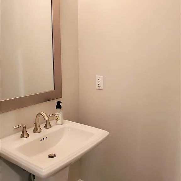 4009 Vickery Gln — Photo 7