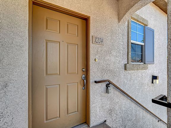4th image of 50 Aura De Blanco St Unit 1204