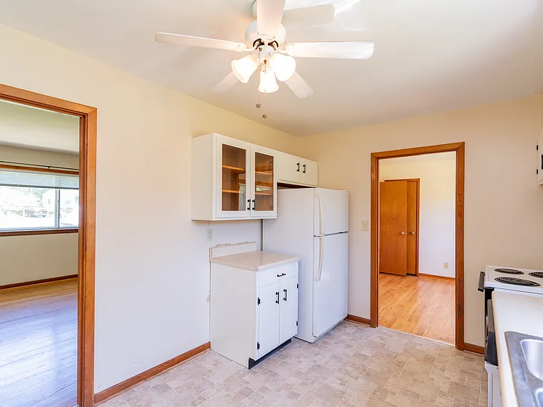 1214 Echo Dr — Photo 11