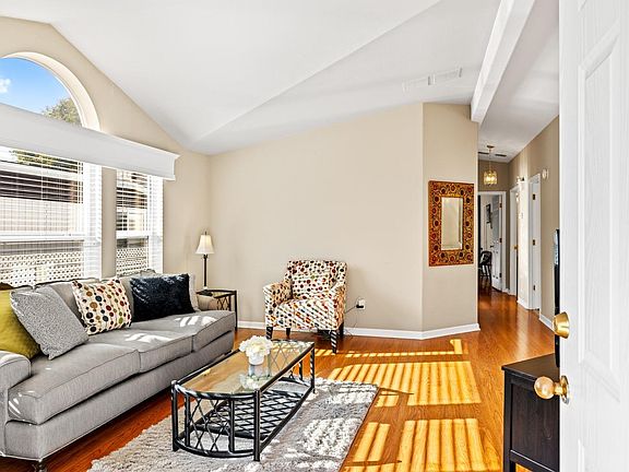 2nd image of 154 Walnut Circle