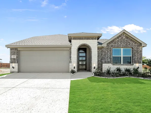 1325 Grand Meadows Dr, Godley, TX 76044