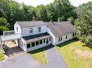 7 Mayo Rd, Hubbardston, MA 01452