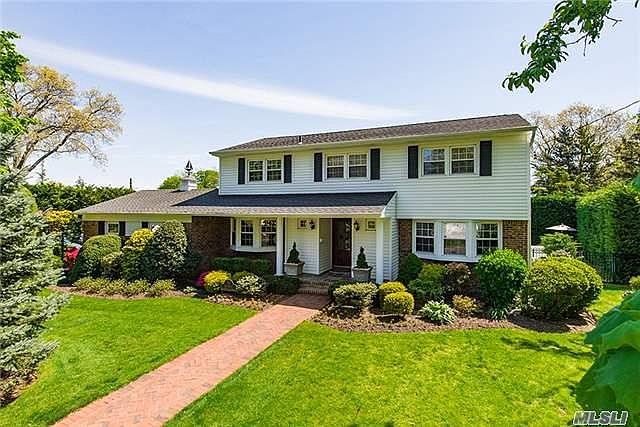 1st image of 32 Bay Dr