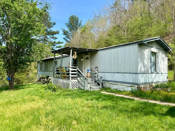 920 Coulters Chapel Rd, Lindside, WV 24951