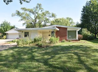 2804 Tern Ct, Rolling Meadows, IL 60008