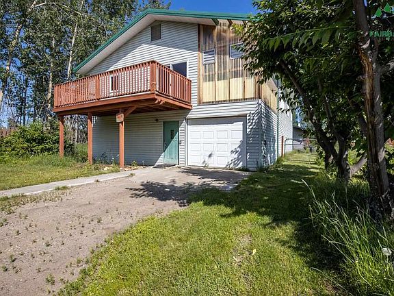 2nd image of 1616 College Rd
