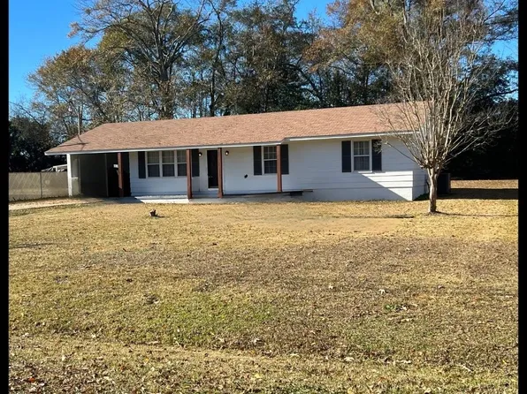 202 Terrace Dr, Dublin, GA 31021