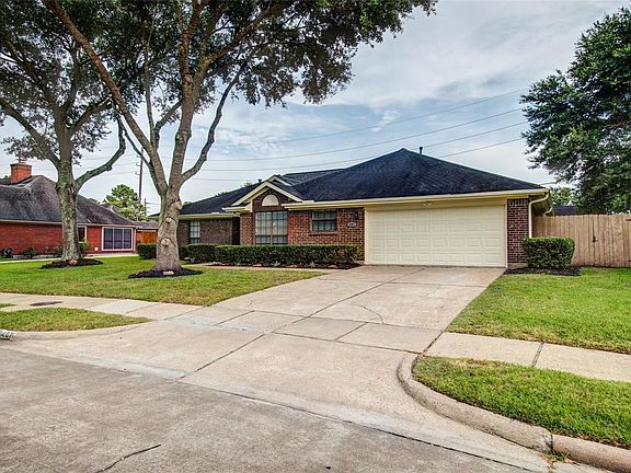 3rd image of 3407 Beauregard Ct