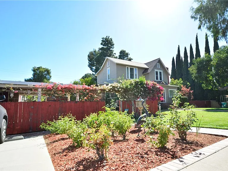 14320 La Cuarta St — Photo 3