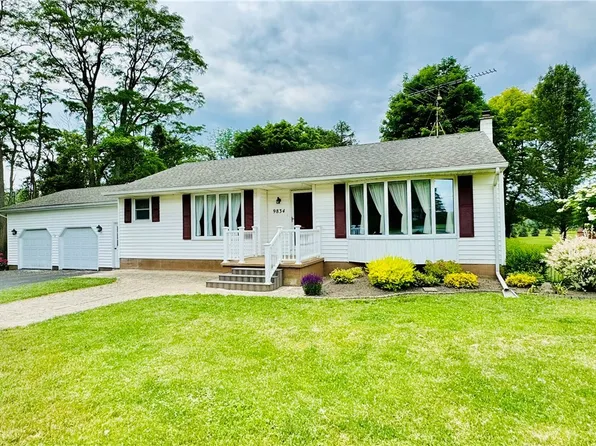 9834 Francis Rd, Batavia, NY 14020