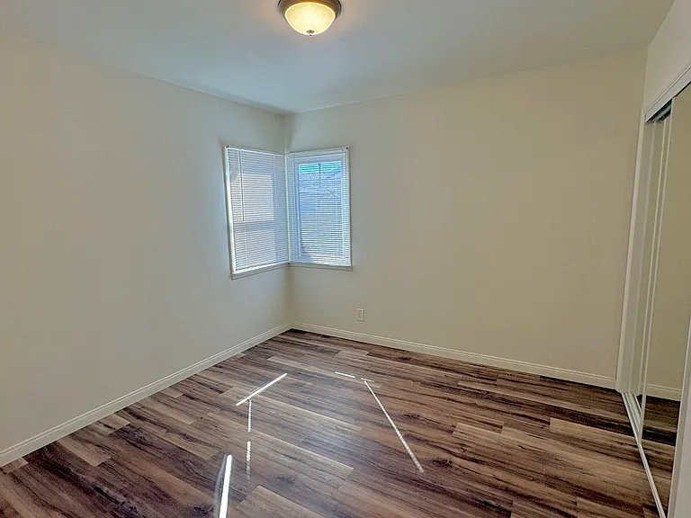 14902 S Inglewood Ave — Photo 7