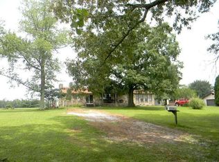 794 Plateau Rd, Crossville, TN 38571