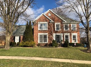 11113 Oakhurst Rd, Louisville, KY 40245