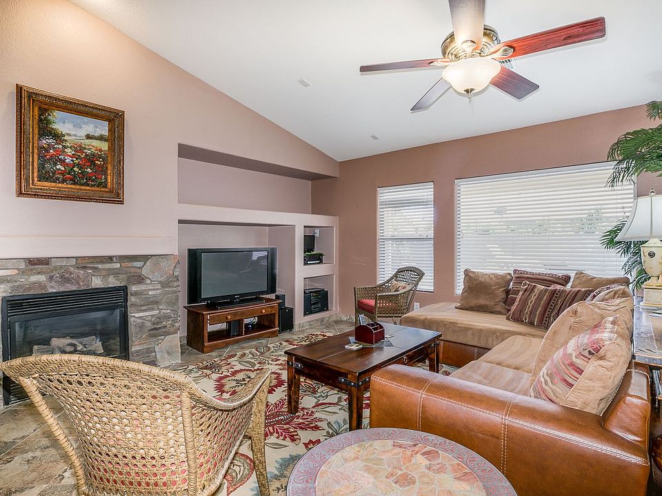 1st image of 3681 E Camden Ave #Id1247691p