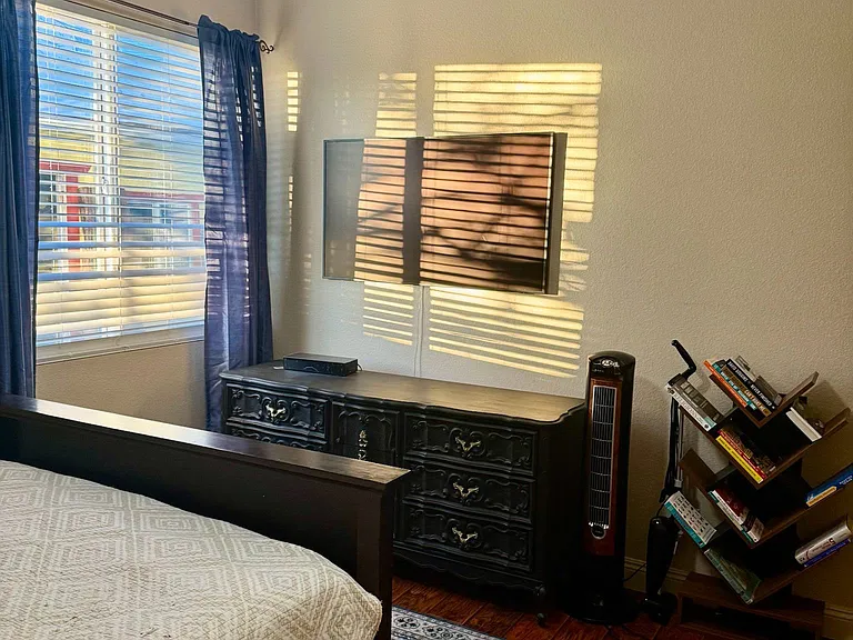 10015 Pianella Way — Photo 2