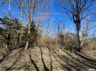 1411 S State St, Lincoln, IL 62656