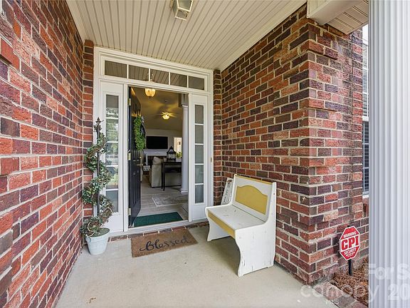 4th image of 12626 Hill Pine Rd