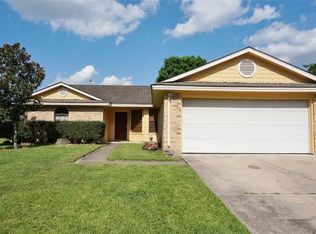4211 Nations Dr, Pasadena, TX 77505