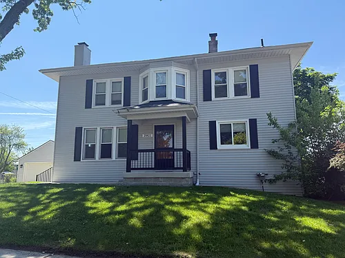 21822 Lakeview St Photo 1