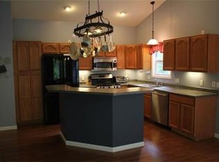 10011 Betsie Creek Dr, Interlochen, MI 49643