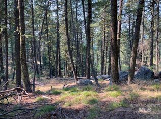 7 Frazier Pl, Cascade, ID 83611