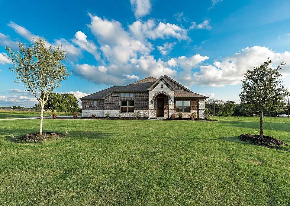 1st image of 705 Windward Ct