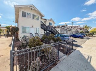 SD: Bright 2BD/2BA Unit in University Heights with A/C, In-Unit Laundry & 1 Reserved Parking, San Diego, CA 92103