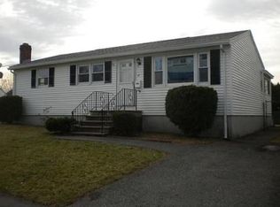17 Stevens St, Lawrence, MA 01843