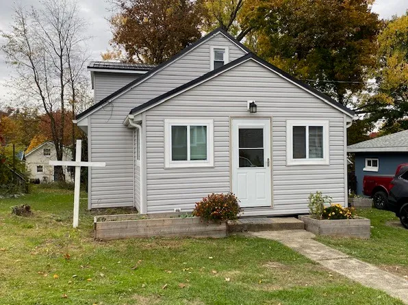 114 Beech St, Edinboro, PA 16412