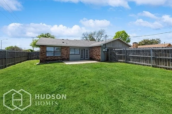 8609 Kensington Dr — Photo 28