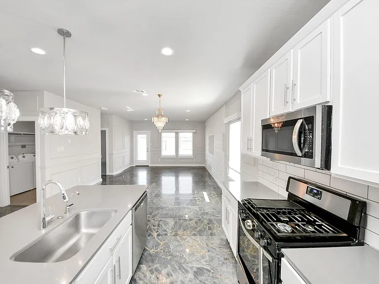 7515 Rivercane Shore Ln — Photo 7