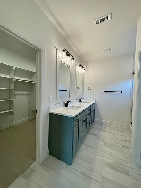 1013 Parker Lane - 1 — Photo 4