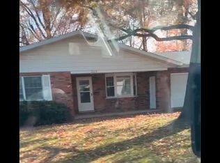 209 S Elizabeth St, New Athens, IL 62264