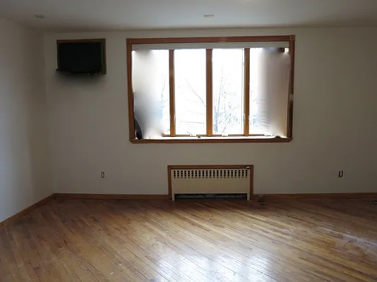 Rented by Bohemia Realty Group | media 52