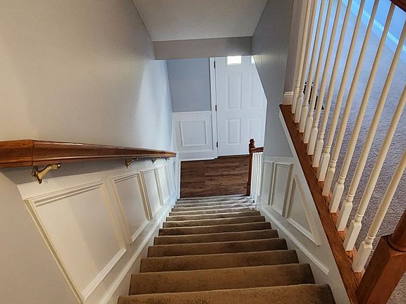 4th image of 44 McKenna Dr #82