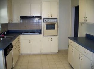 101 Wesleyan Dr, Warner Robins, GA 31093