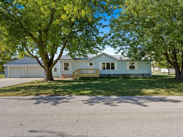 705 2nd St, Sheldahl, IA 50243