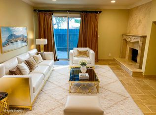 5307 N Barranca Ave APT D, Covina, CA 91722
