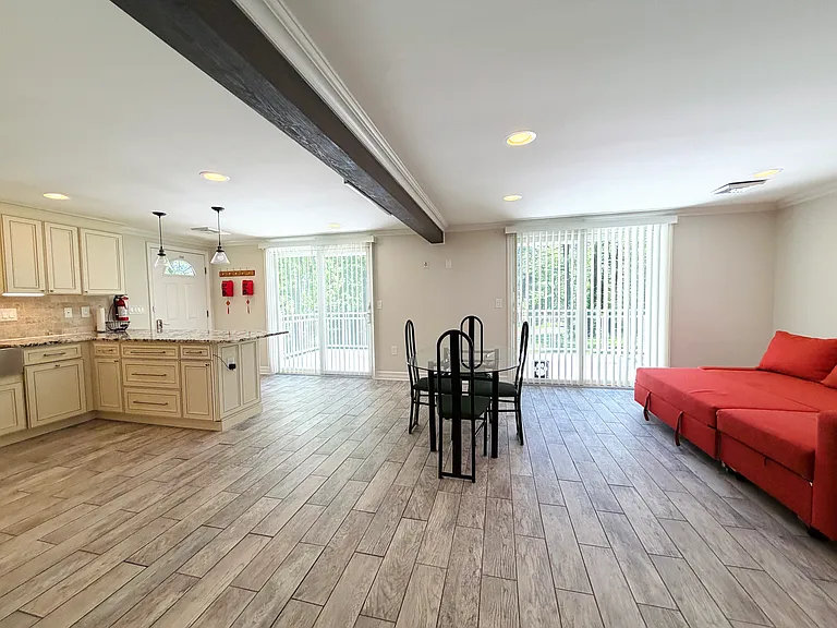 23 Hillcrest Rd #A — Photo 11