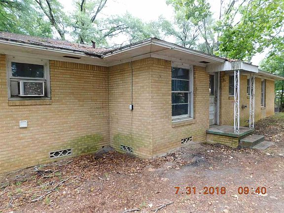 3rd image of 1927 S Fleishel Ave