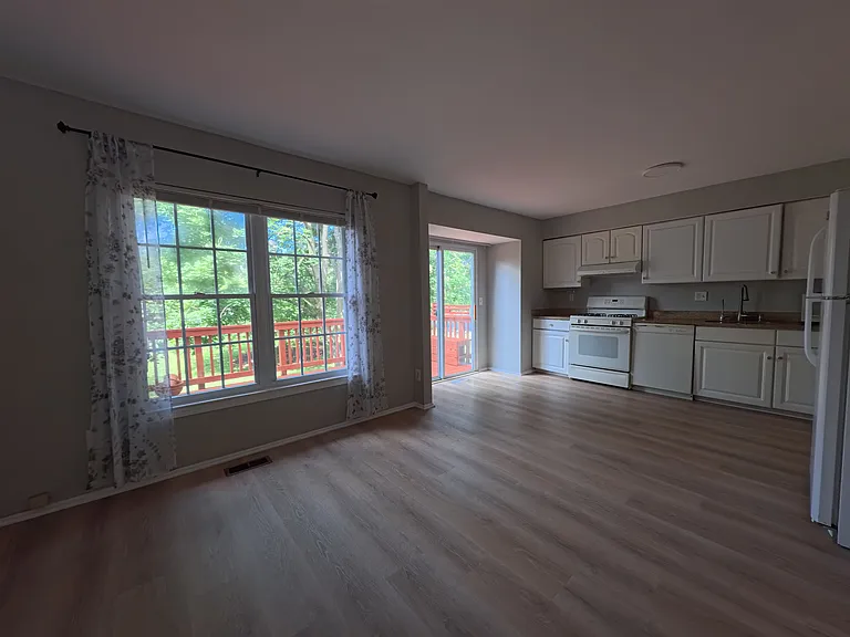 621 Ivy League Ln — Photo 13