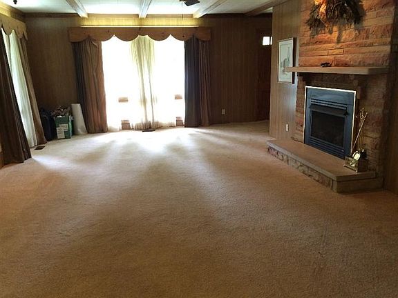 4th image of 887 Shadeland Dr