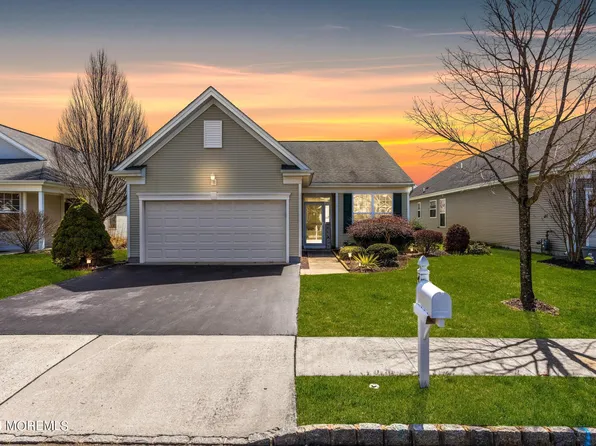 73 Marlow Drive, Jackson, NJ 08527